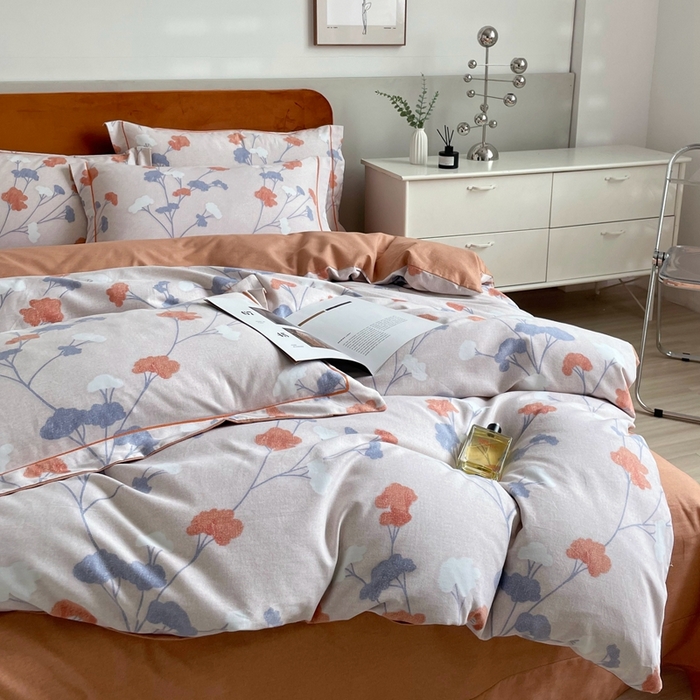 91家纺网 家纺一手货源 找家纺 2025新款全棉精梳磨毛印花四件套 丹枫迎秋粉