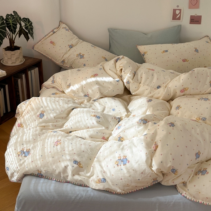 91家纺网 家纺一手货源 找家纺 洋铭区（原狠狠爱） 2024新款全棉双层纱四件套 牵手小熊