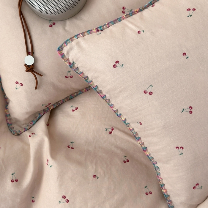 91家纺网 家纺一手货源 找家纺 洋铭区（原狠狠爱） 2024新款全棉双层纱四件套 蔓蔓樱桃