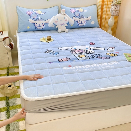 米帛家纺 2024新款三丽鸥印花牛奶绒床笠 糖果玉桂狗