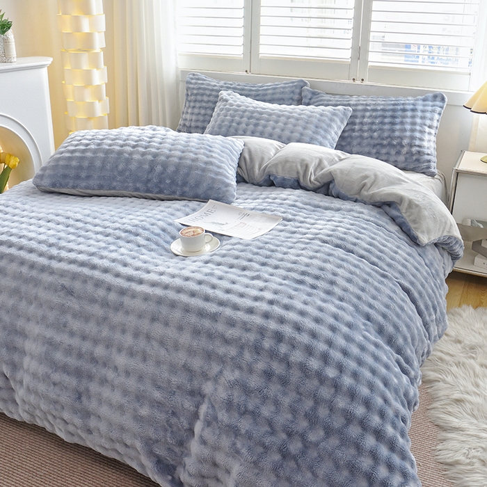 91家纺网 家纺一手货源 找家纺 启优家纺 2024新款简约兔兔绒活性印染四件套 天蓝