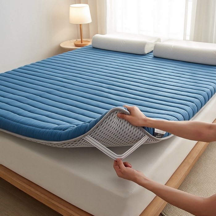 91家纺网 家纺一手货源 找家纺 卡派 2024新款成人款泡泡棉单边抗压床垫 阳光-蓝