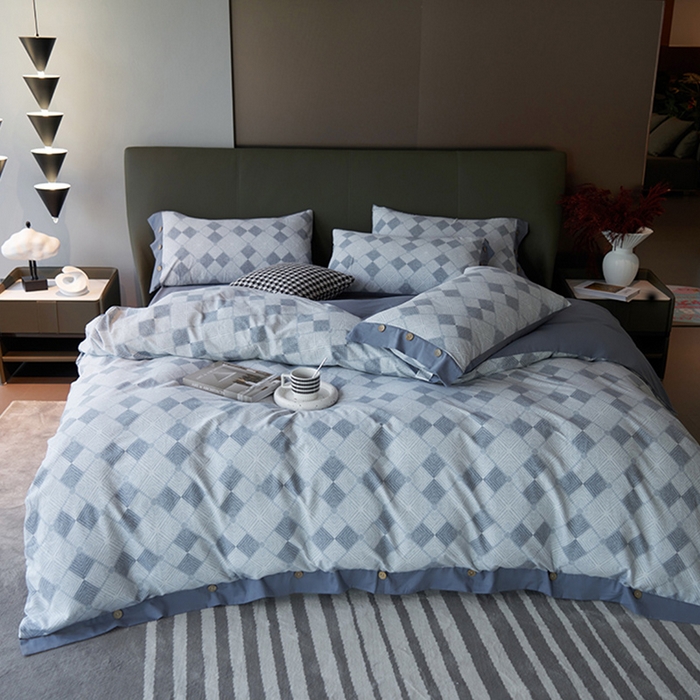 91家纺网 家纺一手货源 找家纺 沐白家居 2025新款全棉生态磨毛印花四件套-纽扣工艺款 格律时尚-蓝