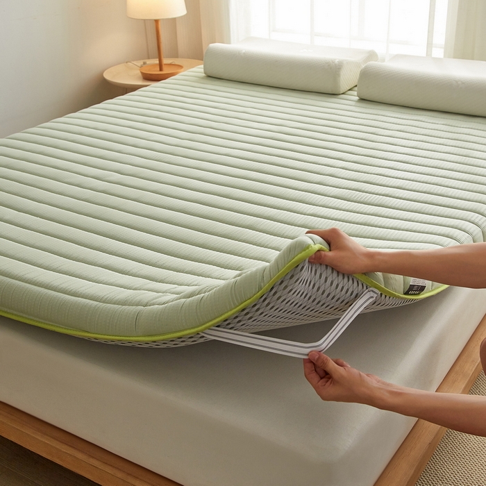 91家纺网 家纺一手货源 找家纺 卡派 2024新款成人款泡泡棉单边抗压床垫 阳光—水绿