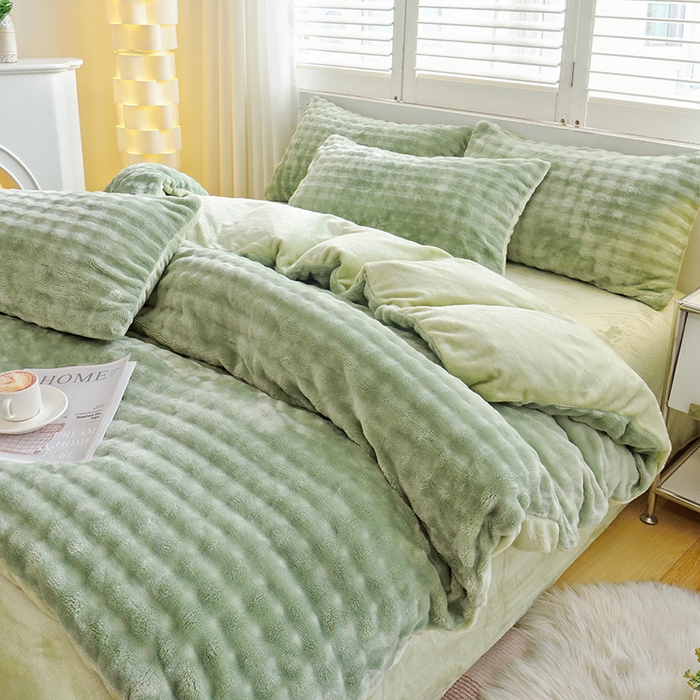 91家纺网 家纺一手货源 找家纺 启优家纺 2024新款简约兔兔绒活性印染四件套 果绿