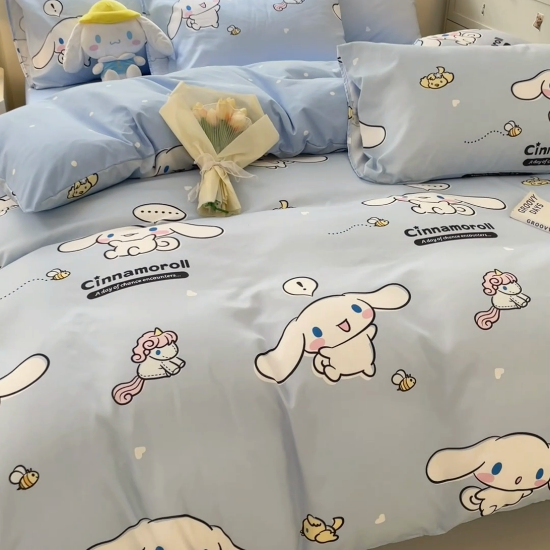 91家纺网 家纺一手货源 找家纺 海岛哥哥 2025新款A类云朵水洗棉三丽鸥正版授权四件套-大床图 三丽鸥-牛奶玉桂狗
