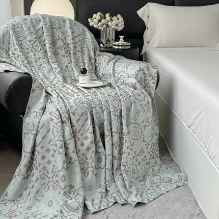 91家纺网 家纺一手货源 找家纺 简宜家居（朝初家纺） 2025新款航空级天丝凉感盖毯 罗逸维-绿