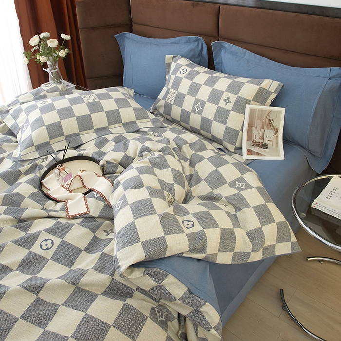 91家纺网 家纺一手货源 找家纺 2025新款全棉精梳磨毛印花四件套 卜优-蓝