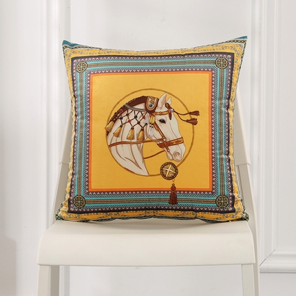 91家纺网 家纺一手货源 找家纺 （总）2024新款时尚典雅轻奢印花抱枕Y014款