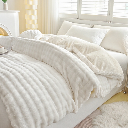 91家纺网 家纺一手货源 找家纺 启优家纺 2024新款简约兔兔绒活性印染单被套 奶白色