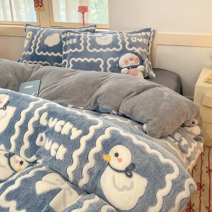 91家纺网 家纺一手货源 找家纺 川悦生活 2024新款雪花绒印花四件套-自然光 快乐鸭鸭