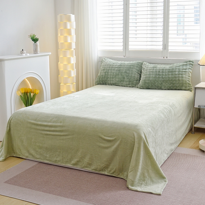 91家纺网 家纺一手货源 找家纺 启优家纺 2024新款简约兔兔绒活性印染四件套 果绿