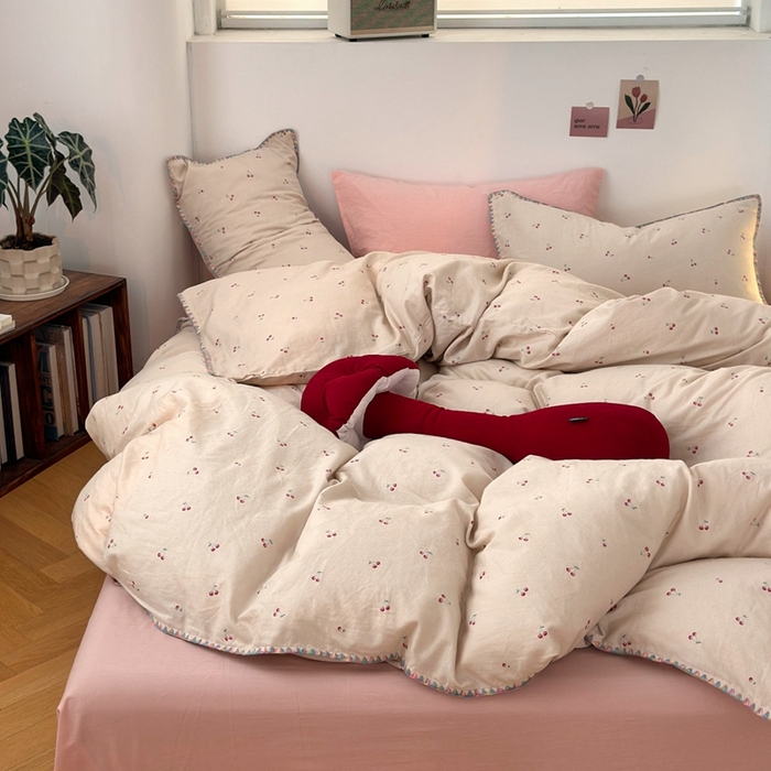 91家纺网 家纺一手货源 找家纺 洋铭区（原狠狠爱） 2024新款全棉双层纱四件套 蔓蔓樱桃