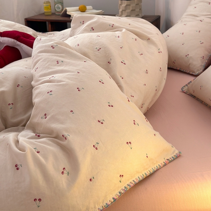 91家纺网 家纺一手货源 找家纺 洋铭区（原狠狠爱） 2024新款全棉双层纱四件套 蔓蔓樱桃