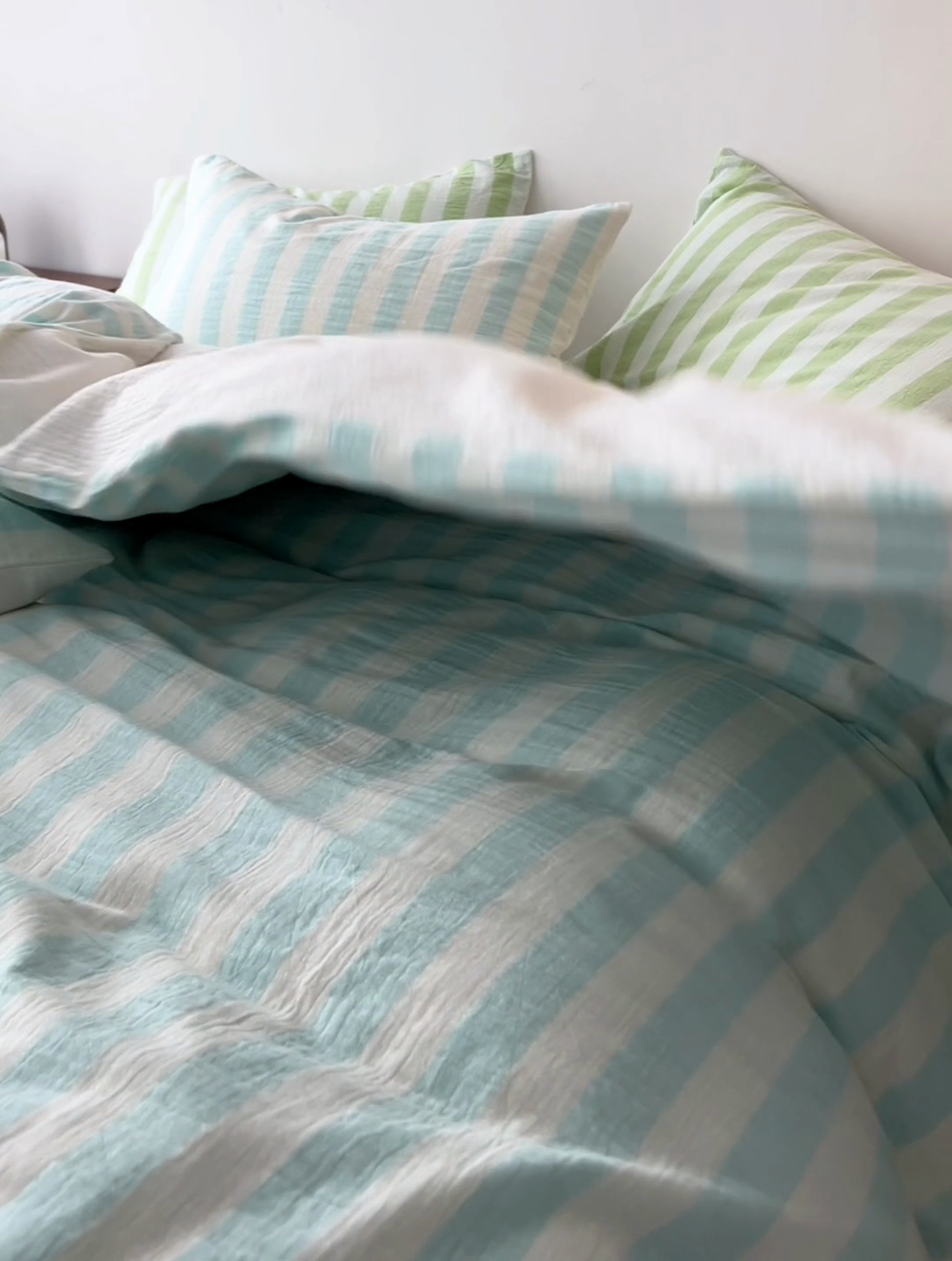 91家纺网 家纺一手货源 找家纺 2025新品尚美色织条纹绉纱系列--尚美宽条系列 尚美-天蓝宽条