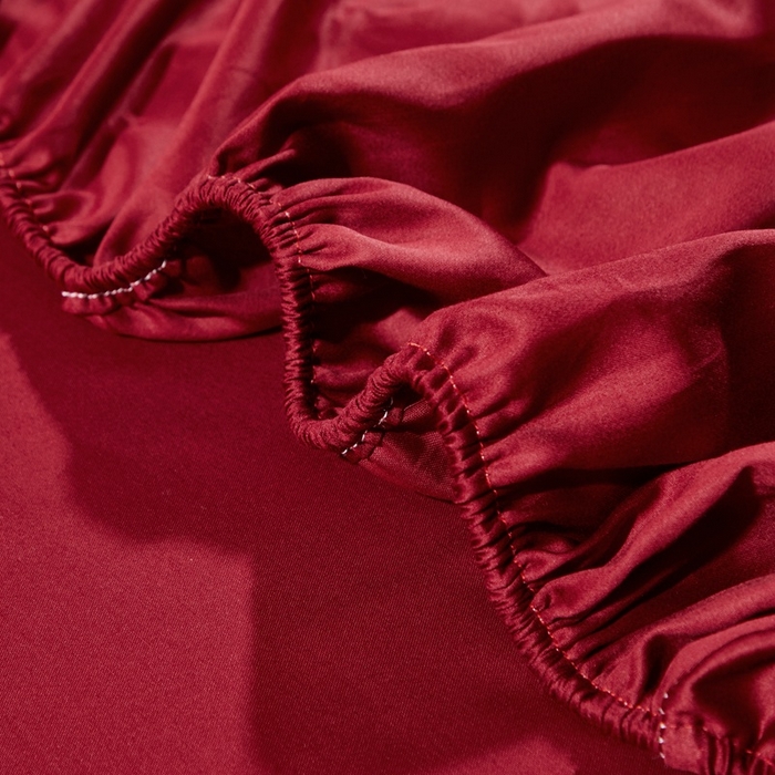 91家纺网 家纺一手货源 找家纺 晶缦家纺 2025新款全棉纯棉60支贡缎长绒棉纯色多规格单品床笠 琳澜-酒红色