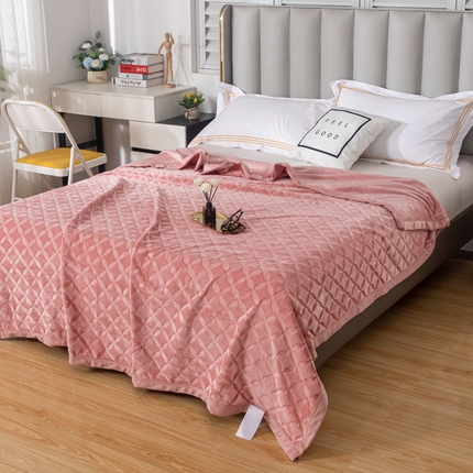 2025新款铜钱纹大有光提花毛毯保暖盖毯宽包边 粉色