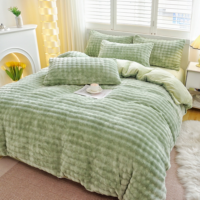 91家纺网 家纺一手货源 找家纺 启优家纺 2024新款简约兔兔绒活性印染四件套 果绿