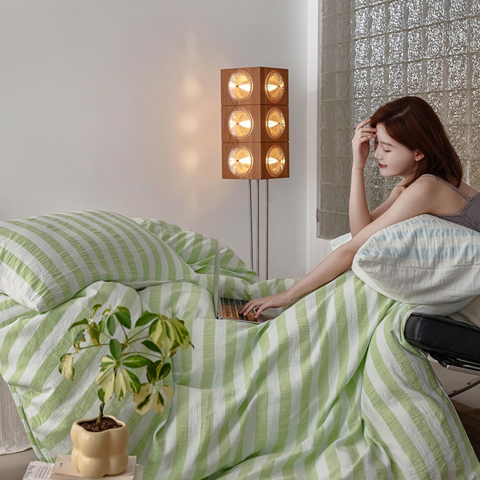 91家纺网 家纺一手货源 找家纺 2025新品尚美色织条纹绉纱系列--尚美宽条系列 尚美-水绿宽条