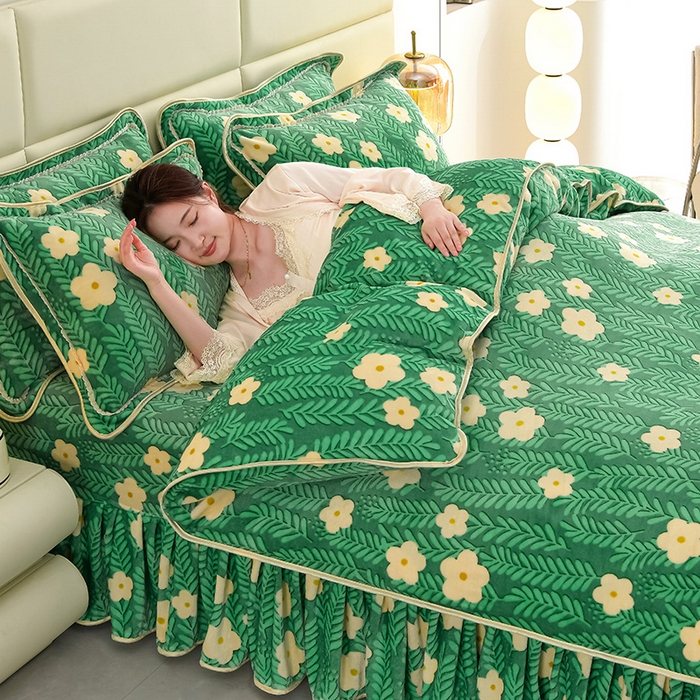 91家纺网 家纺一手货源 找家纺 绒品壹家家纺 2024新款180g7斤牛奶绒印花四件套 亭亭玉立