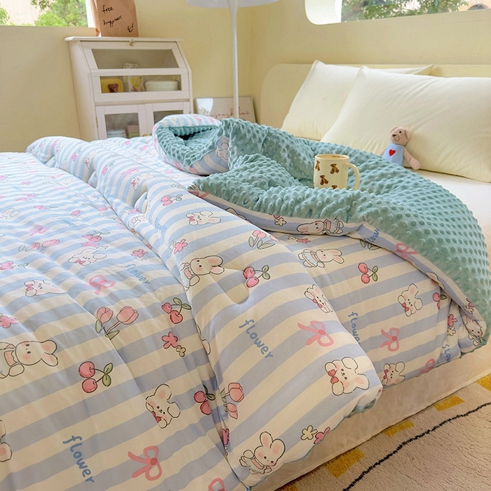 91家纺网 家纺一手货源 找家纺 木堇家居 2024新款针织棉豆豆被大豆四季被冬被被子被芯 针织豆豆被-樱桃小兔