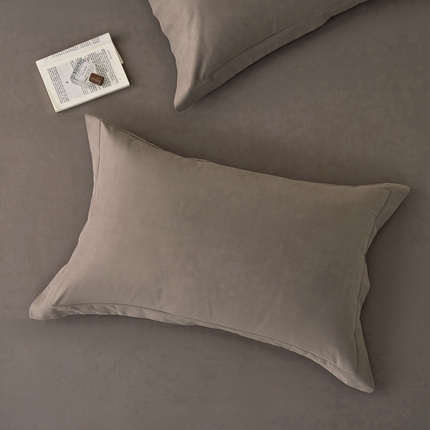 91家纺网 家纺一手货源 找家纺 ROZ home 蕊姿家居 2024新款超柔磨毛全棉单枕套 棕灰