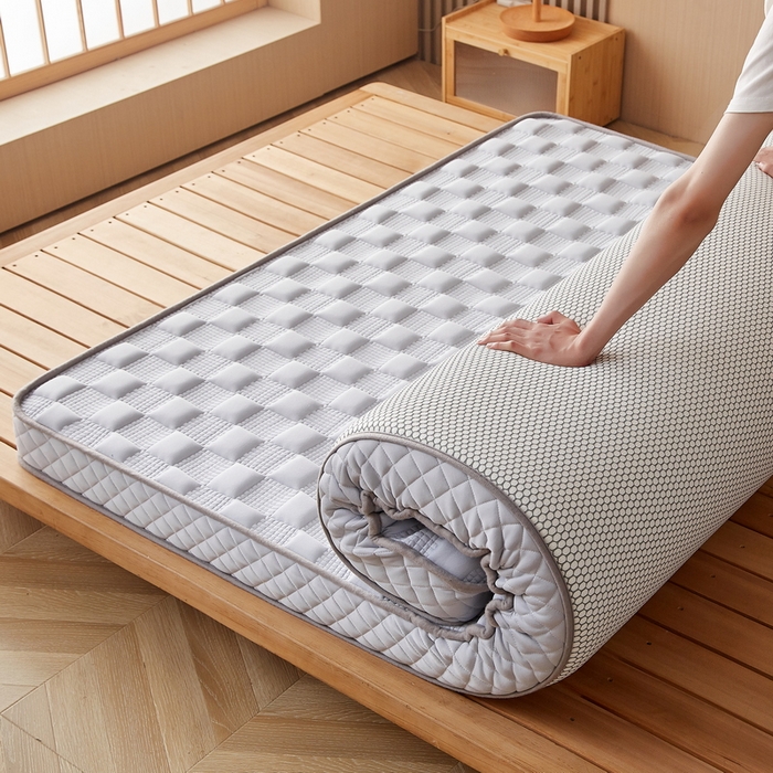 91家纺网 家纺一手货源 找家纺 卡派 2024新款牛奶丝加厚加高乳胶记忆棉床垫 灰色