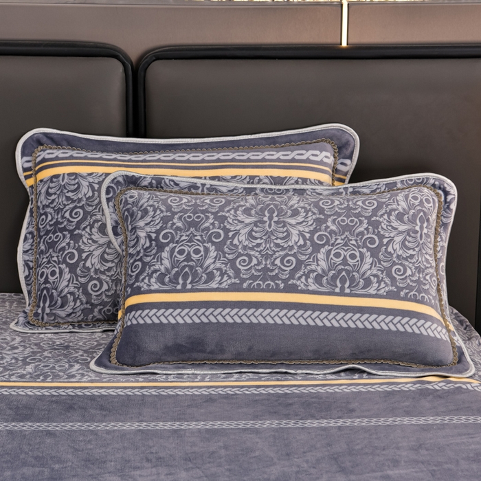 91家纺网 家纺一手货源 找家纺 雨洋2025新款加厚保暖8.5斤牛奶绒金貂婴儿绒四件套 都市生活