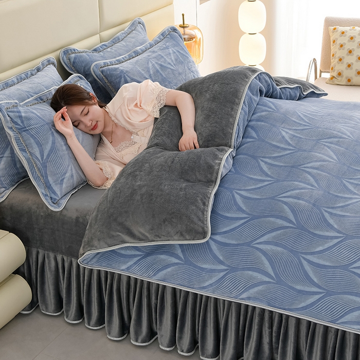 91家纺网 家纺一手货源 找家纺 绒品壹家家纺 2024新款180g7斤牛奶绒印花四件套 素色主义-灰