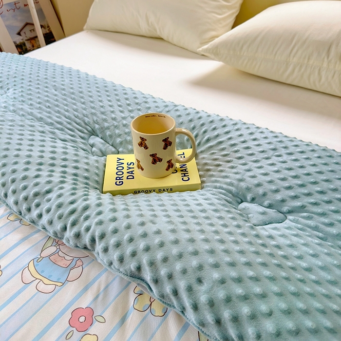 91家纺网 家纺一手货源 找家纺 木堇家居 2024新款针织棉豆豆被大豆四季被冬被被子被芯 针织豆豆被-蝴蝶兔兔