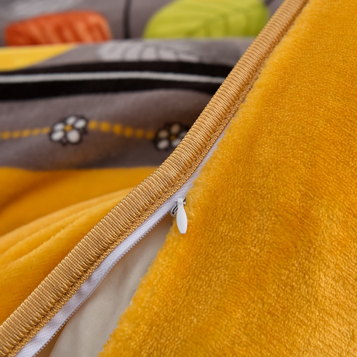 91家纺网 家纺一手货源 找家纺 绒品壹家家纺 2024新款180g7斤牛奶绒印花四件套 枝繁叶茂-黄