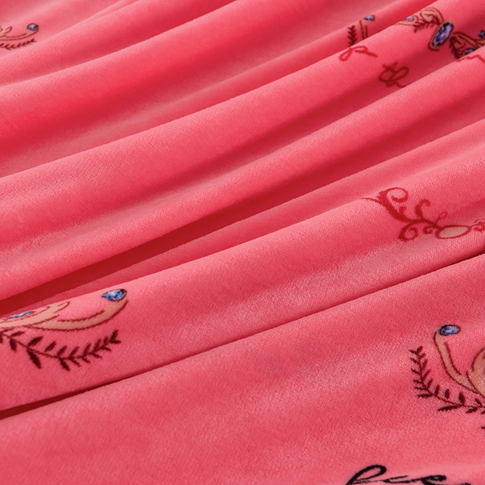 91家纺网 家纺一手货源 找家纺 绒品壹家家纺 2024新款180g7斤牛奶绒印花四件套 一鹿有你