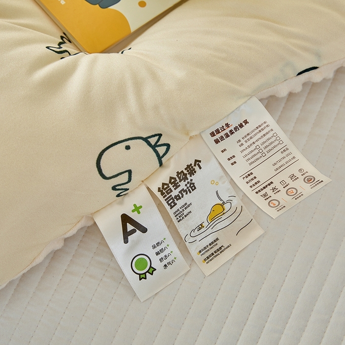 91家纺网 家纺一手货源 找家纺 木堇家居 2024新款针织棉豆豆被大豆四季被冬被被子被芯 针织豆豆被-恐龙世界-米黄