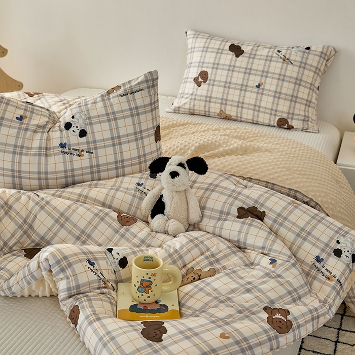 91家纺网 家纺一手货源 找家纺 木堇家居 2024新款针织棉豆豆被大豆四季被冬被被子被芯 针织豆豆被-格子绅士熊