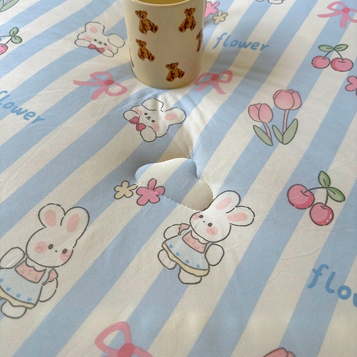 91家纺网 家纺一手货源 找家纺 木堇家居 2024新款针织棉豆豆被大豆四季被冬被被子被芯 针织豆豆被-樱桃小兔