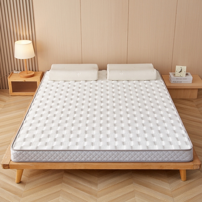 91家纺网 家纺一手货源 找家纺 卡派 2024新款牛奶丝加厚加高乳胶记忆棉床垫 白色