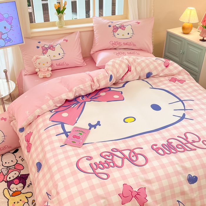 91家纺网 家纺一手货源 找家纺 桃子家居 2024纯棉大版三丽鸥卡通平网印花系列四件套 棉大版-D爱心樱桃kt