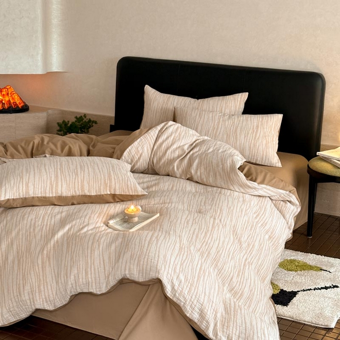 91家纺网 家纺一手货源 找家纺 ab家纺 2024新款A类全棉三层纱提花四件套--米亚 米亚  米咖