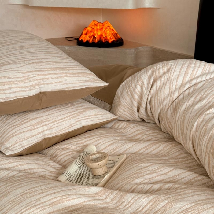 91家纺网 家纺一手货源 找家纺 ab家纺 2024新款A类全棉三层纱提花四件套--米亚 米亚  米咖