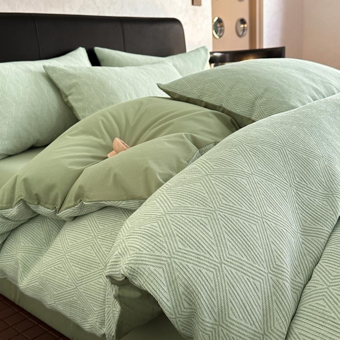 91家纺网 家纺一手货源 找家纺 ab家纺 2024新款A类全棉三层纱提花四件套--凡尔赛 凡尔赛 绿色