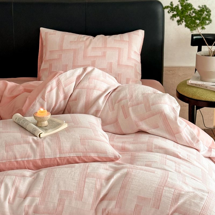 91家纺网 家纺一手货源 找家纺 ab家纺 2024新款A类全棉三层纱提花四件套--奥德赛 奥德赛 粉