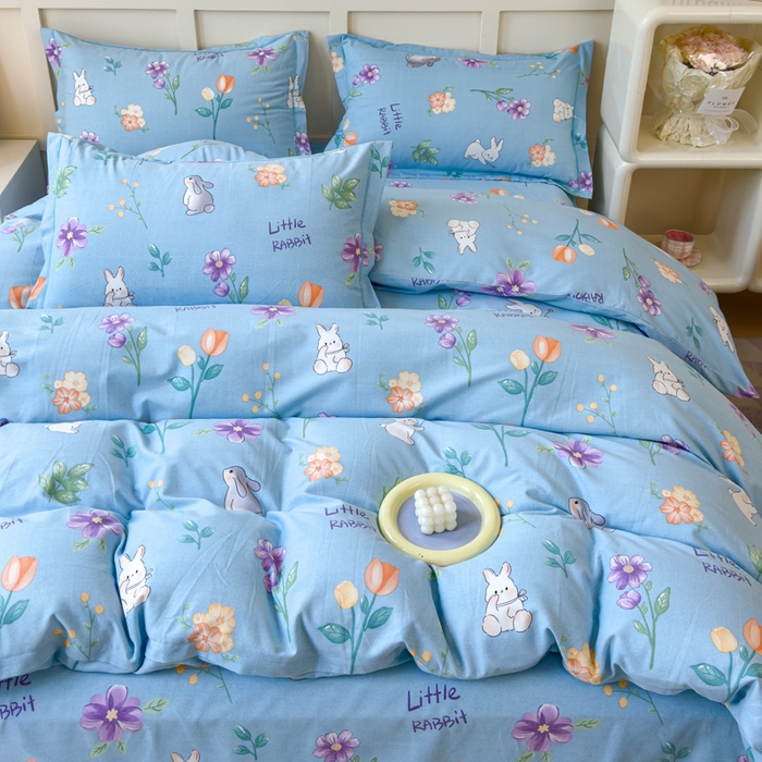 91家纺网 家纺一手货源 找家纺 U品汇 2024新品喷气生态加厚长绒棉纯棉全棉磨毛印花四件套小清新床单床笠直播 罗兰兔蓝