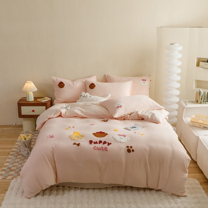 91家纺网 家纺一手货源 找家纺 （总）卡巴伦家纺 2025新款全棉皱皱纱刺绣款四件套