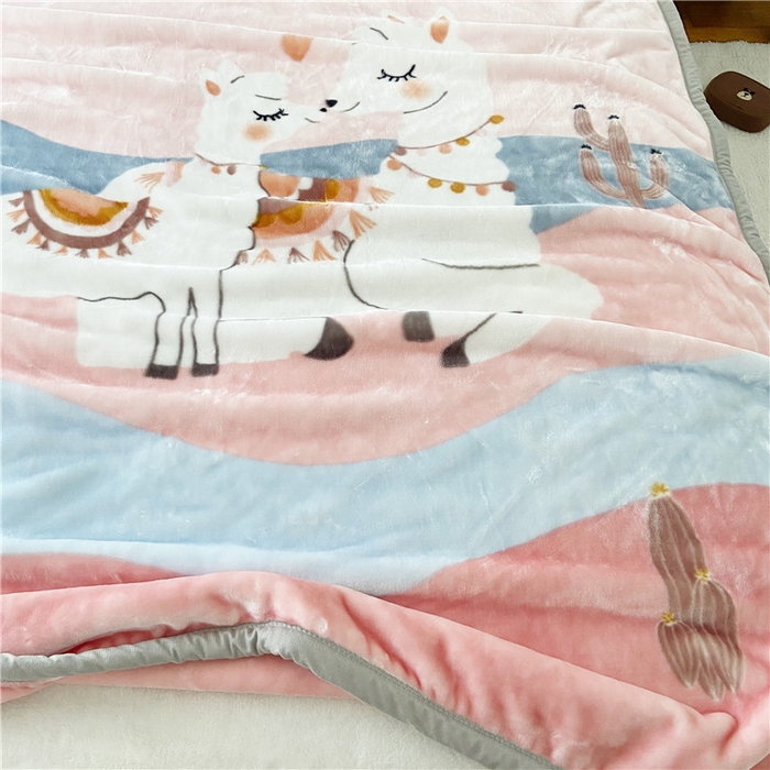 91家纺网 家纺一手货源 找家纺 卡奥家纺 2024新款大版双层卡通云貂绒毛毯学生毯 爱羊羊