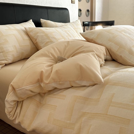 91家纺网 家纺一手货源 找家纺 ab家纺 2024新款A类全棉三层纱提花四件套--奥德赛 奥德赛 -浅黄