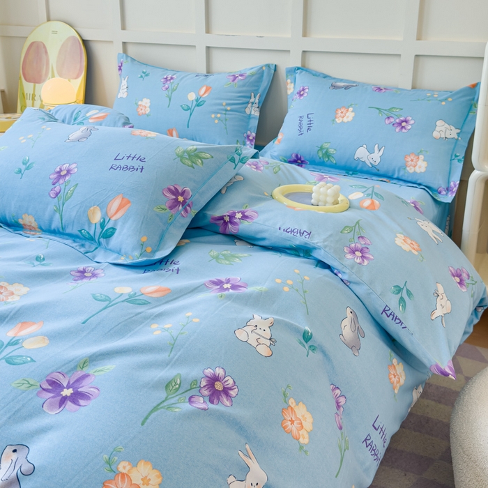 91家纺网 家纺一手货源 找家纺 U品汇 2024新品喷气生态加厚长绒棉纯棉全棉磨毛印花四件套小清新床单床笠直播 罗兰兔蓝