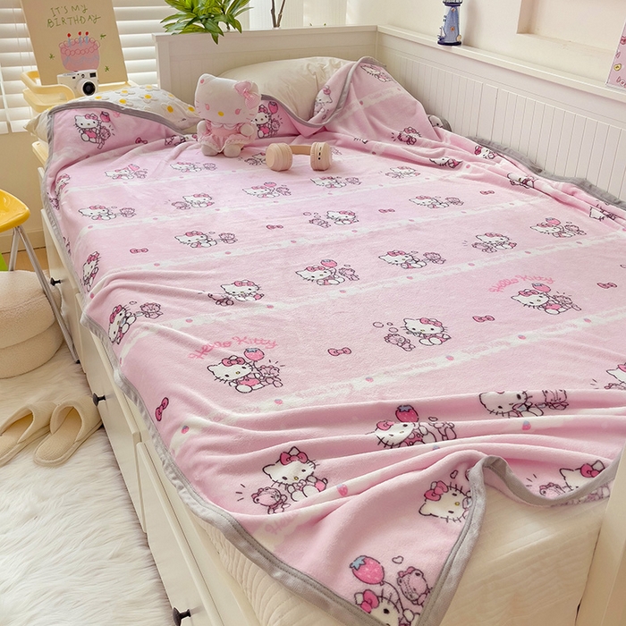 91家纺网 家纺一手货源 找家纺 海岛哥哥 2024新款双面牛奶绒盖毯正版三丽鸥授权系列毛毯 草莓甜心kt猫