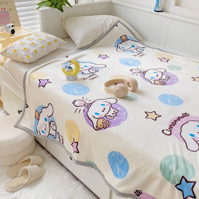 91家纺网 家纺一手货源 找家纺 海岛哥哥 2024新款双面牛奶绒盖毯正版三丽鸥授权系列毛毯 彩色涂鸦玉桂狗