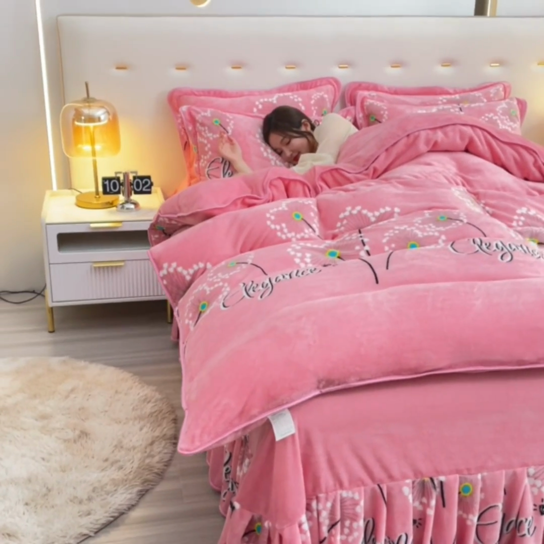 91家纺网 家纺一手货源 找家纺 绒品壹家家纺 2024新款5斤加厚金貂绒四件套 蒲公英