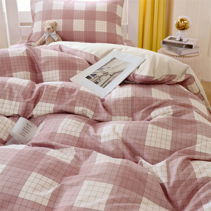 91家纺网 家纺一手货源 找家纺 2024新款学生宿舍.13372印花三件套 粉格子